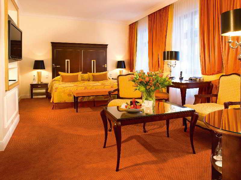 Bülow Palais  Dresden Zimmer foto